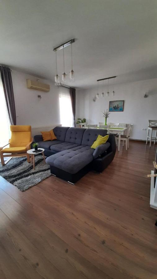 Apartman Ana & Marta เซนญ์ ภายนอก รูปภาพ