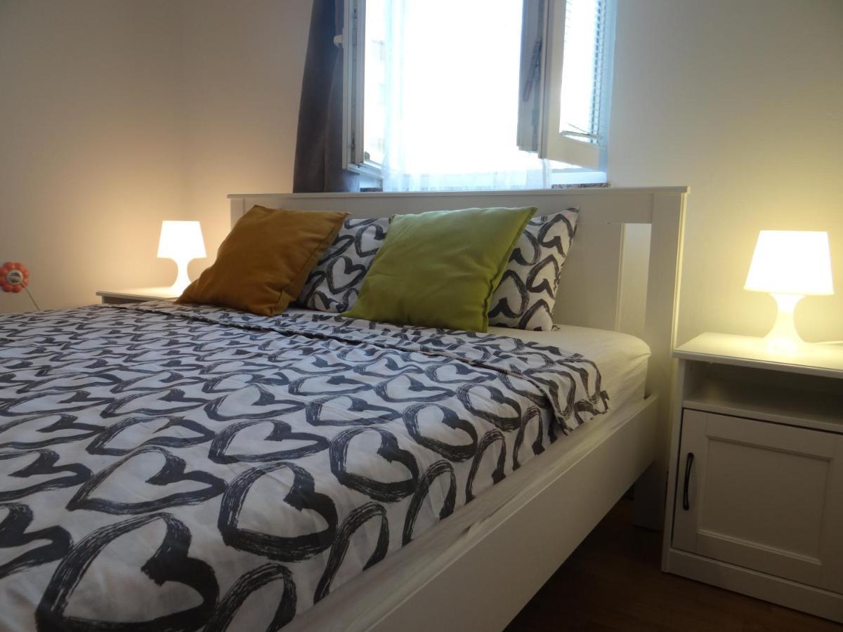 Apartman Ana & Marta เซนญ์ ภายนอก รูปภาพ